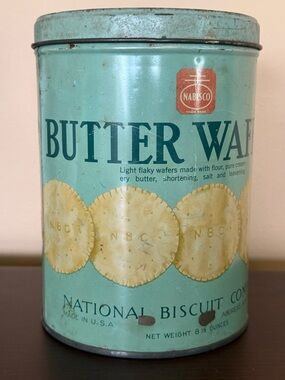 1940’s-50’s Nabisco Butter Wafers Storage Tin 7”x5”